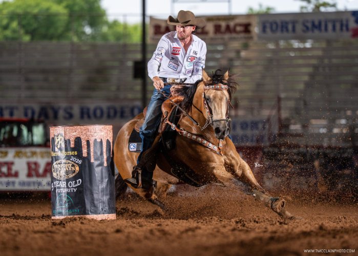 Barrel racing photo by Taylor McClain